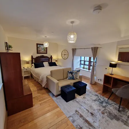 The Nu Place * Tralee