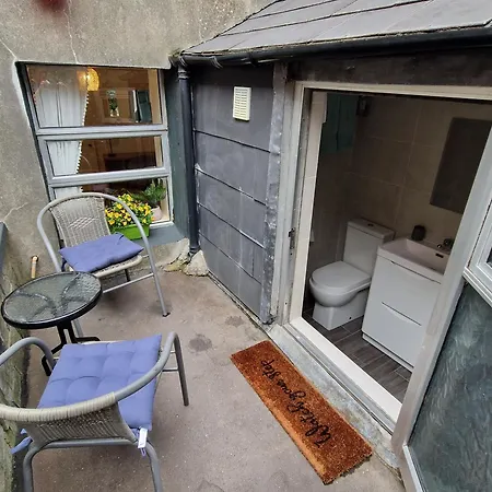 Hotel apartamentowy The Nu Place